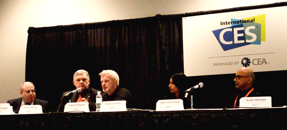 consumer-electronics-show_2013-nisha-sawhney-industrial-design